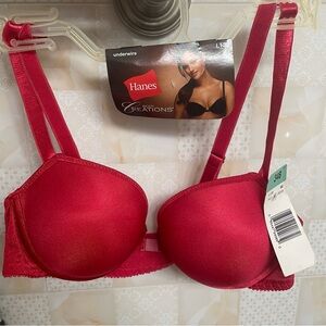 Hanes Red T-Shirt Bra with Molded Cups